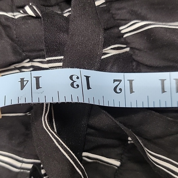 H&M, Size 8, High Waist, Paper Bag Style Pants, Black w/ White Stripes, NEW - Picture 11 of 15